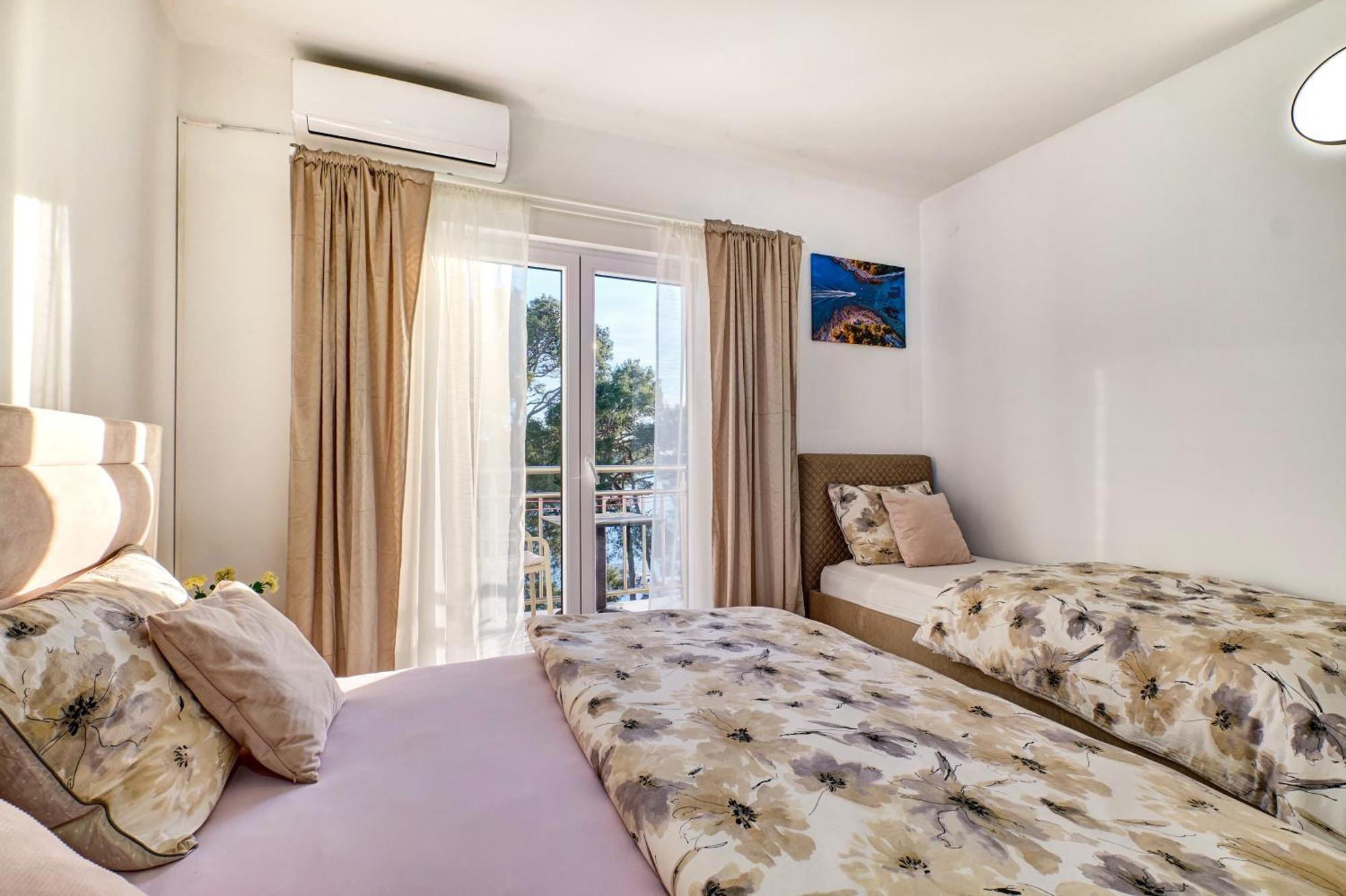 Calma Sea View Rooms Mali Lošinj Exteriér fotografie